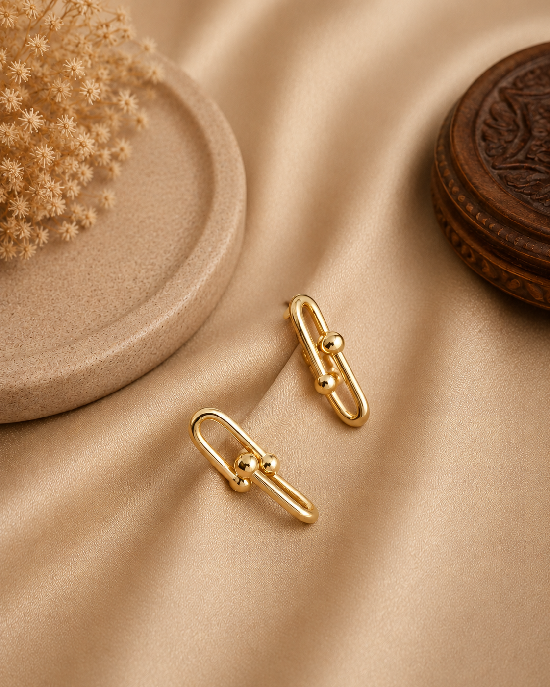 Golden Link Minimalist Earrings