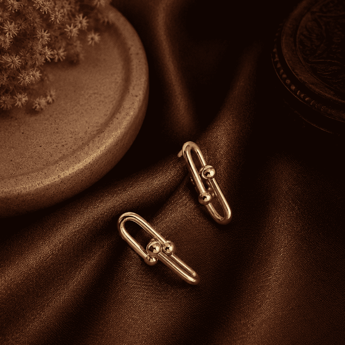 Golden Link Minimalist Earrings