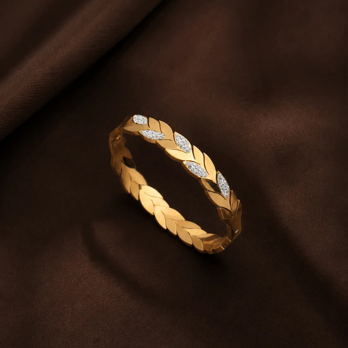 Danylor Celeste Leaf Bangle